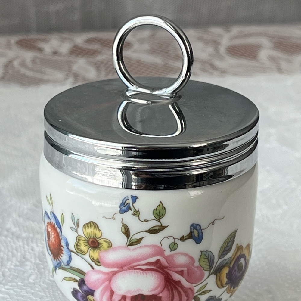 Royal Worcester England Porcelain Single Egg Coddler with Floral Details - Picture 2 of 9
